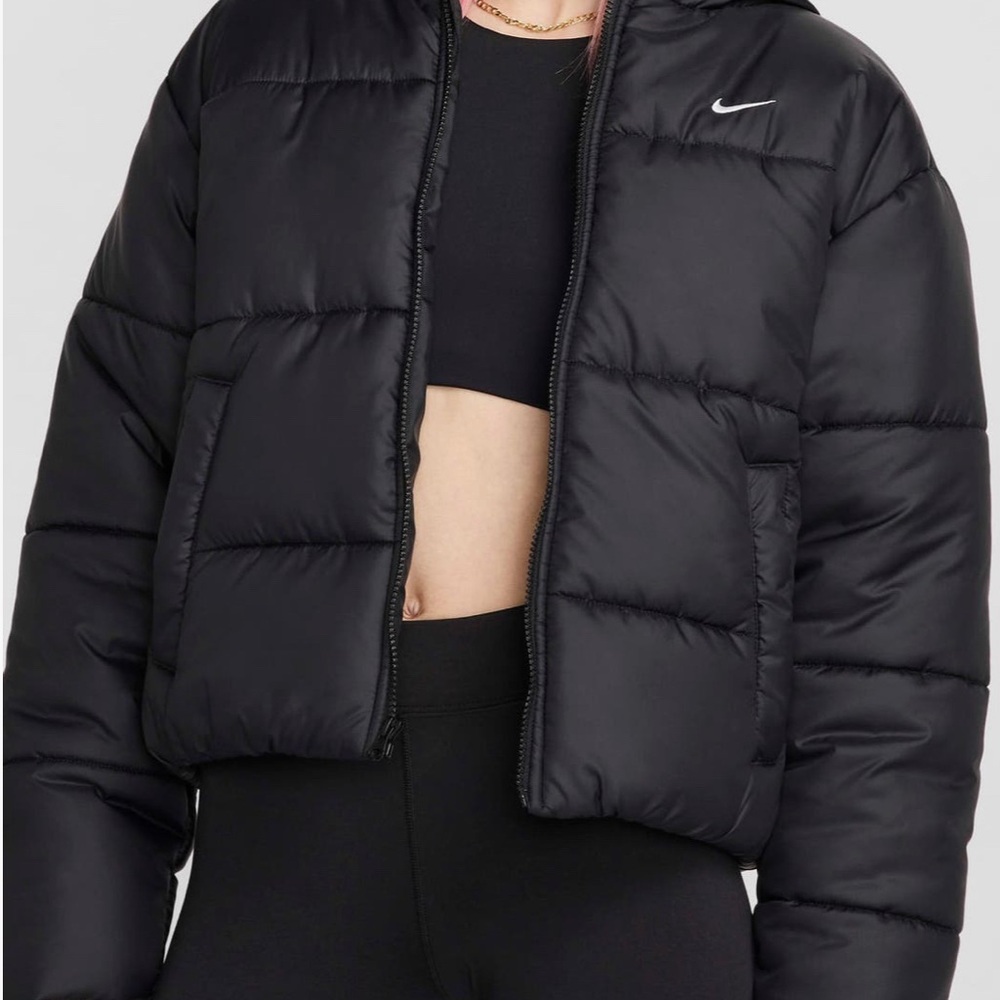 Nike Black Cropped Puffer Jacket new with tags